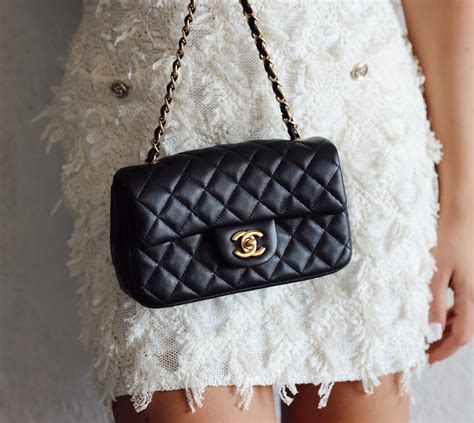 chanel classic flap medium size|Chanel vintage classic flap.